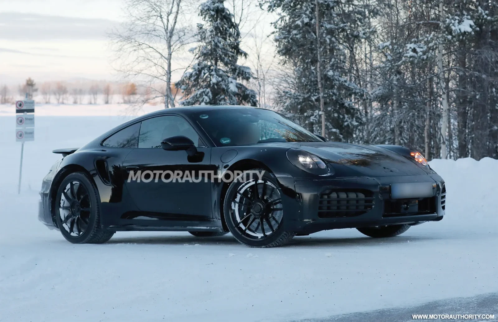 2025 Porsche 911 Turbo, 2025 Buick Enclave: Car News Headlines