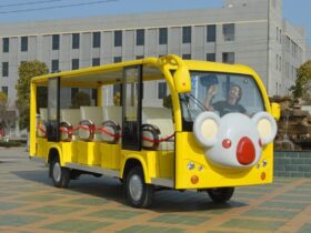 This Chinese electric bus is adorably shaped like a koala bear