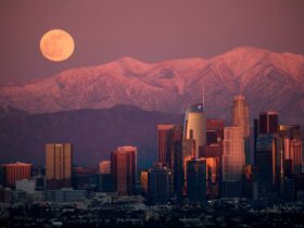 The ‘Snow Moon’ Rises As Venus Meets Mars: The Night Sky This Week