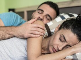 A Psychologist Shares How Parents Can Fight The ‘Postpartum Sex Slump’