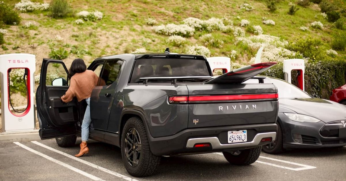 Rivian launches new reliability scoring feature to make public EV charging easier